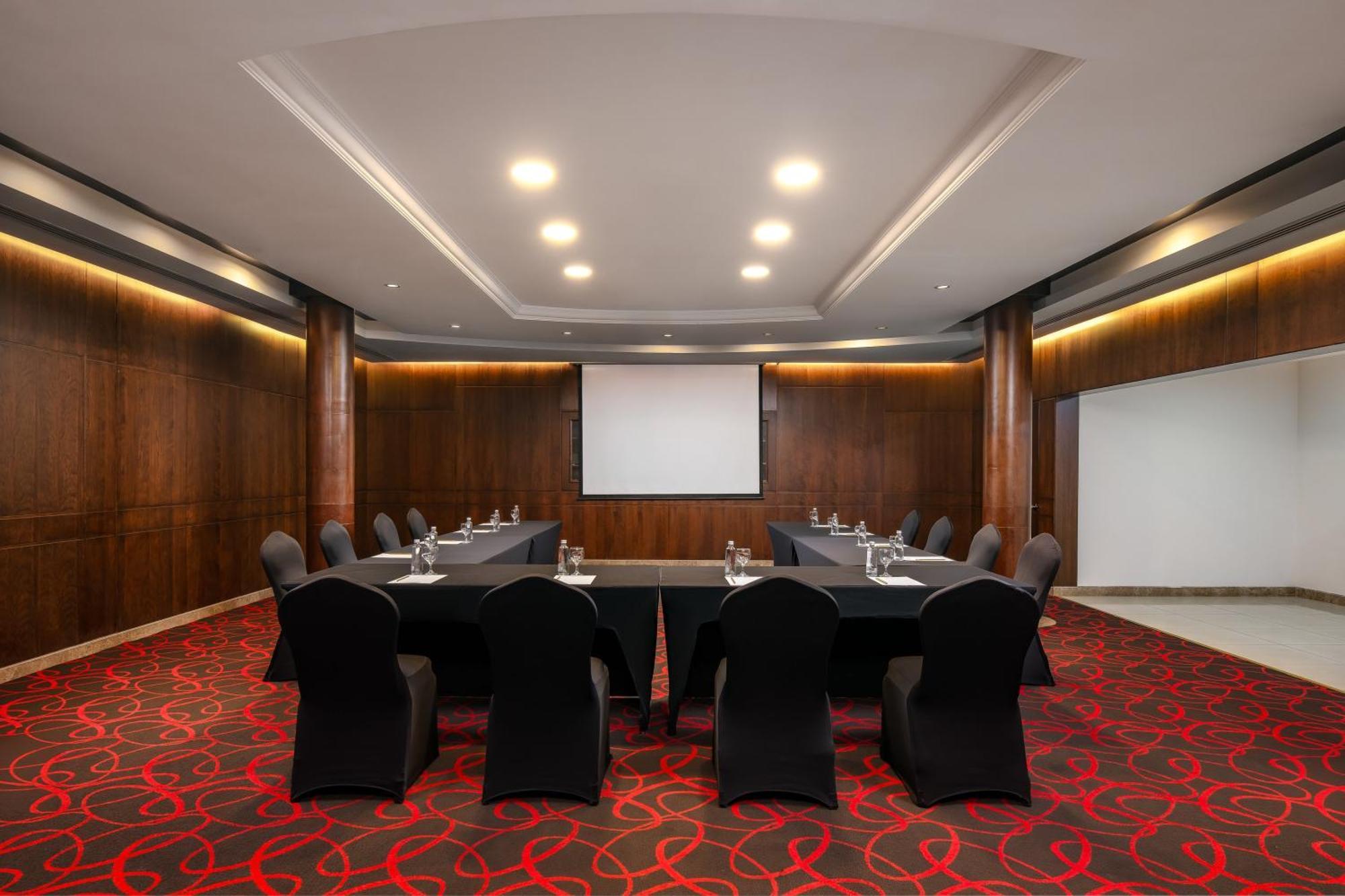Carlton Al Moaibed Hotel Dammam Esterno foto Meeting room