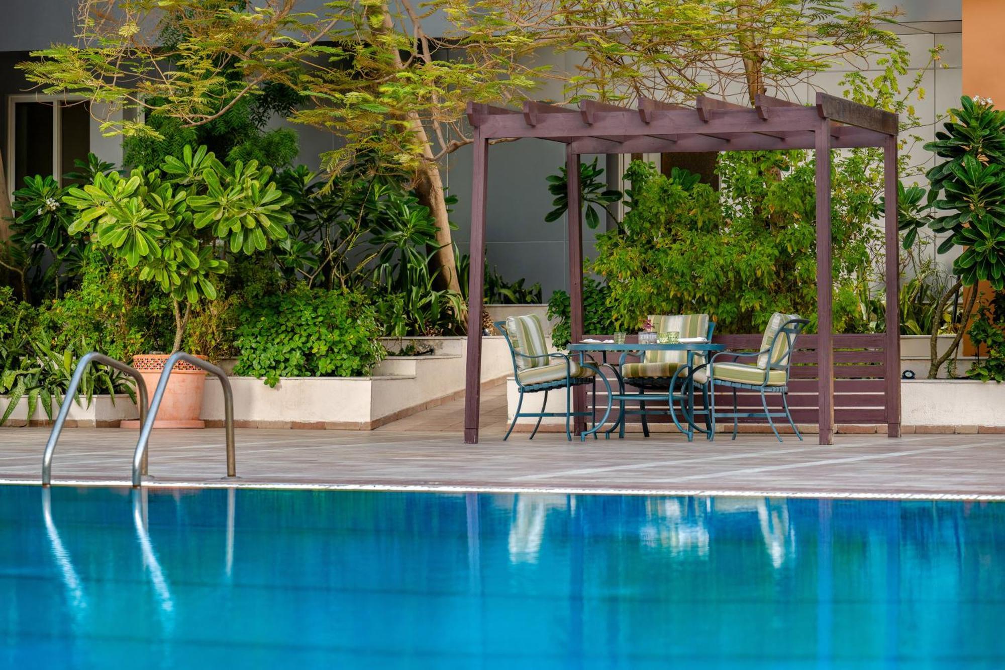 Carlton Al Moaibed Hotel Dammam Esterno foto Pergola