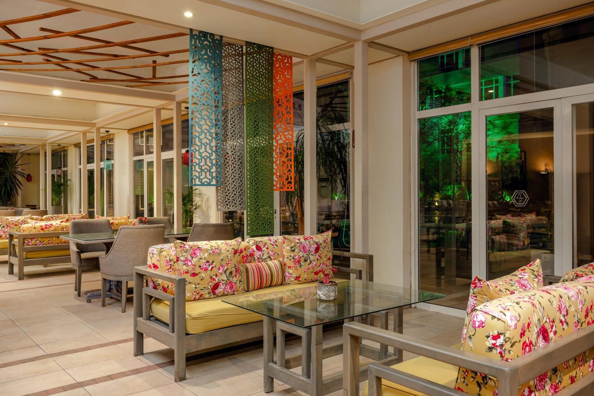 Carlton Al Moaibed Hotel Dammam Esterno foto The lobby