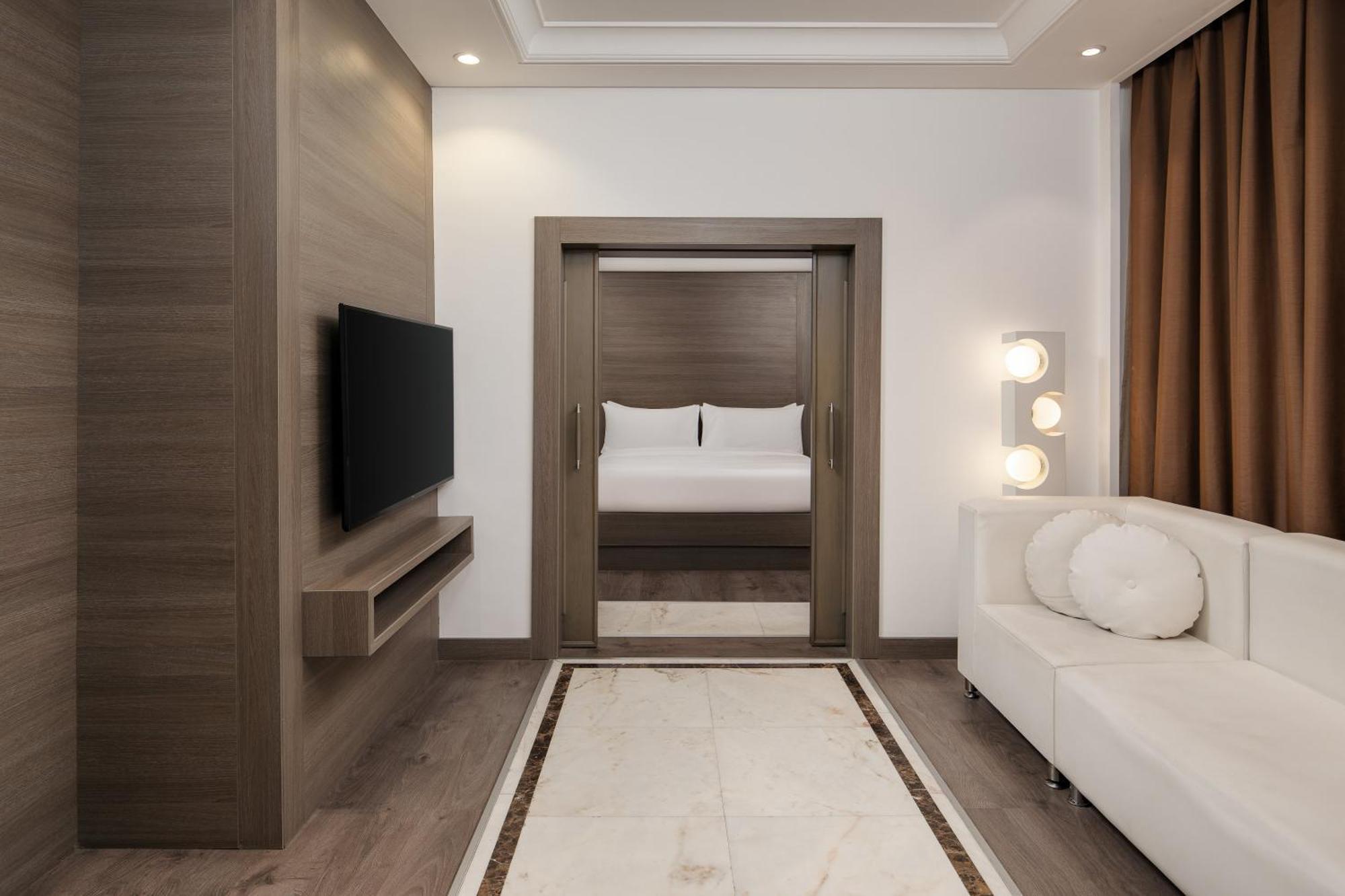 Carlton Al Moaibed Hotel Dammam Esterno foto Suite